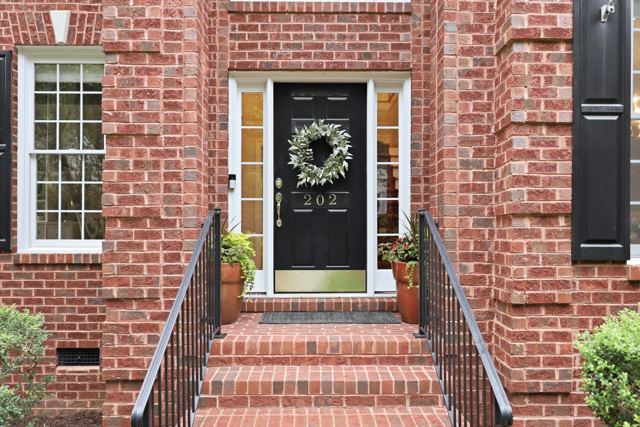 202 Briardale, photo 8
