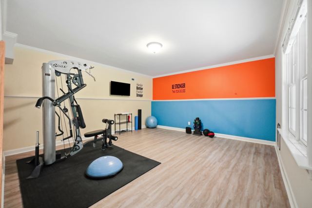 202 Briardale, photo 24