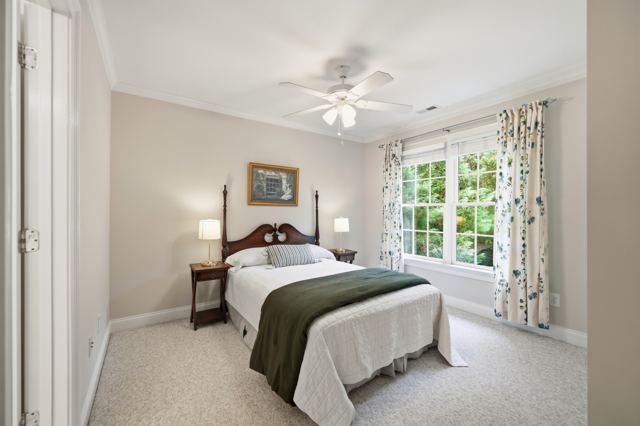 202 Briardale, photo 40