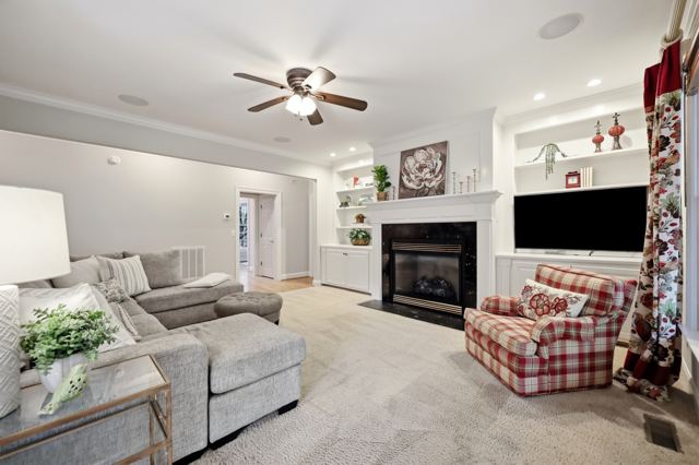 202 Briardale, photo 45