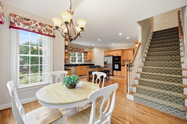 202 Briardale, photo 53